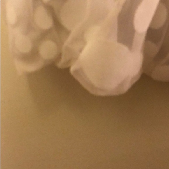 White dress - Picture 6 of 8